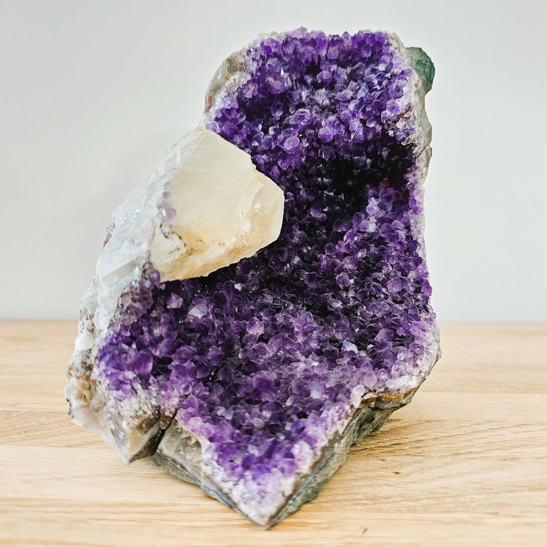 Amethyst Druse mit Calcit, Ø ca. 15 cm, A Qualität