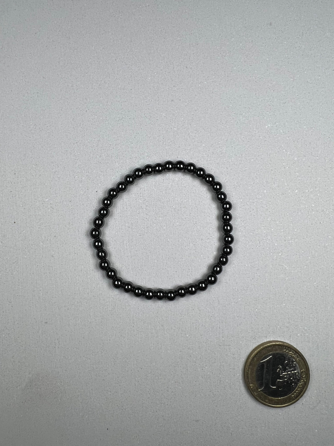 Hämatit Kinderarmband 4 mm – Stärke und innere Balance