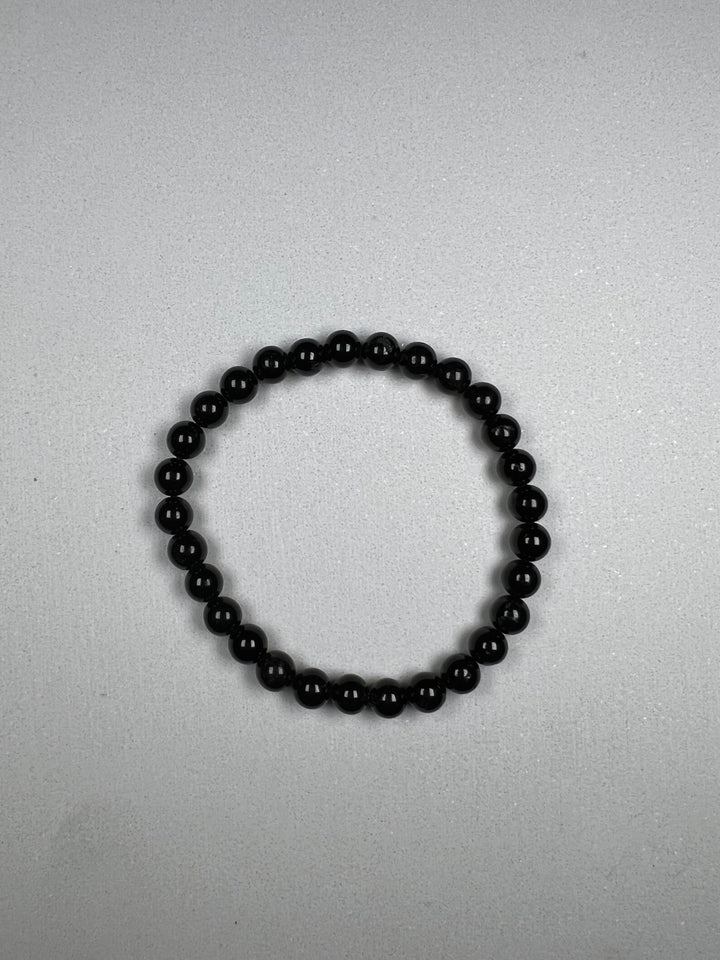 Schwarzer Turmalin Kugelarmband 6 mm – Schutz, Stabilität und zeitlose Kraft