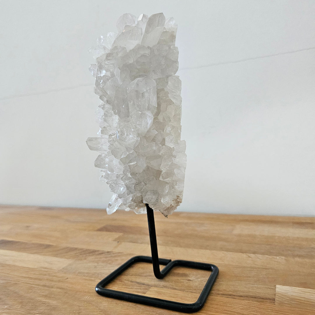 Bergkristall (weiß) im Ständer, ca. 24 cm, A Qualität