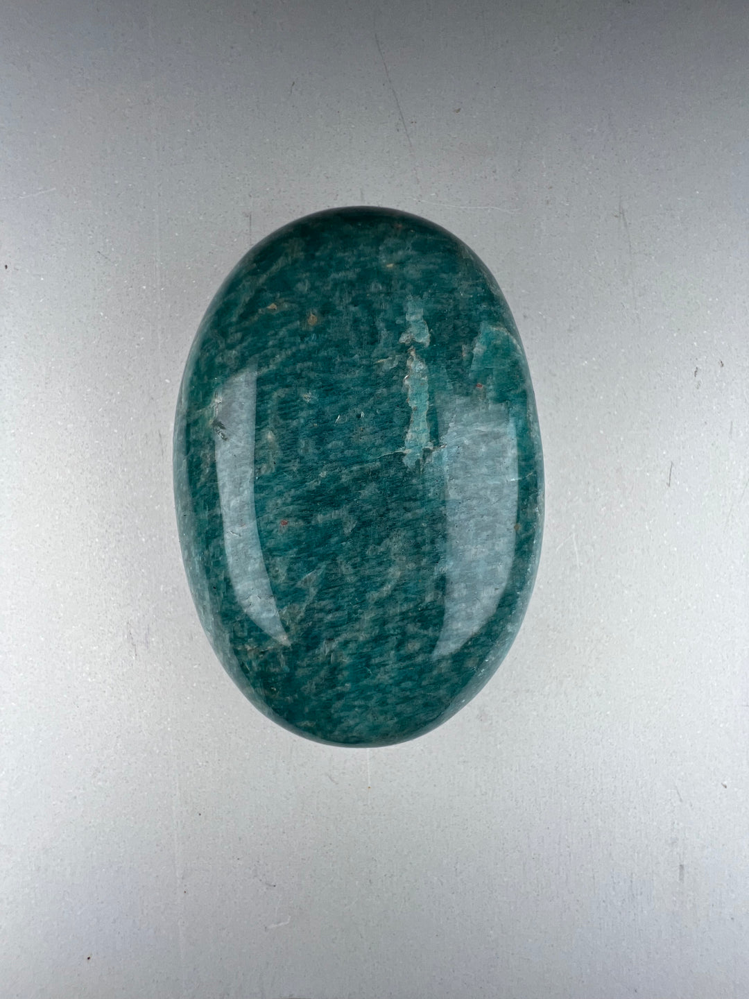 Dein Stein-Freund: "Nami" – Botschafterin von Ausgleich und innerer Wahrheit Amazonit | Einzelstück | ca. 117 g | 7 cm