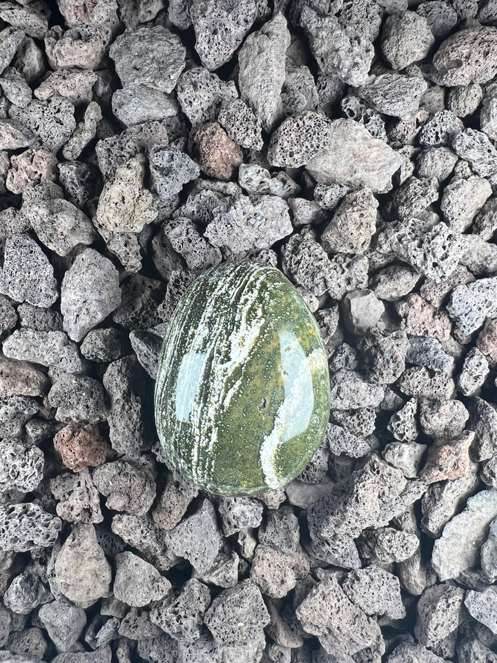Deine Stein-Freundin: “Jasmin” – Quelle von Lebensfreude und emotionaler Harmonie

Ocean Jaspis | Einzelstück | ca. 5cm und 96g