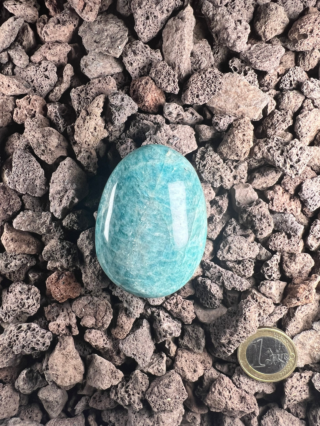 Dein Stein-Freund: "Nami" – Botschafterin von Ausgleich und innerer Wahrheit Amazonit | Einzelstück | 86g | ca. 6cm