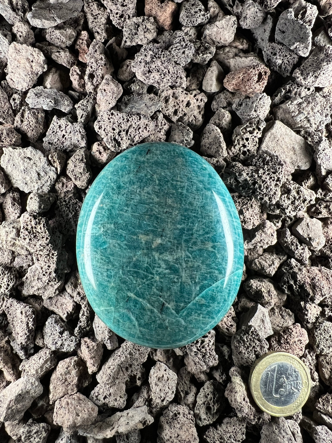 Dein Stein-Freund: "Nami" – Botschafterin von Ausgleich und innerer Wahrheit Amazonit | Einzelstück | ca. 187g | 7 cm