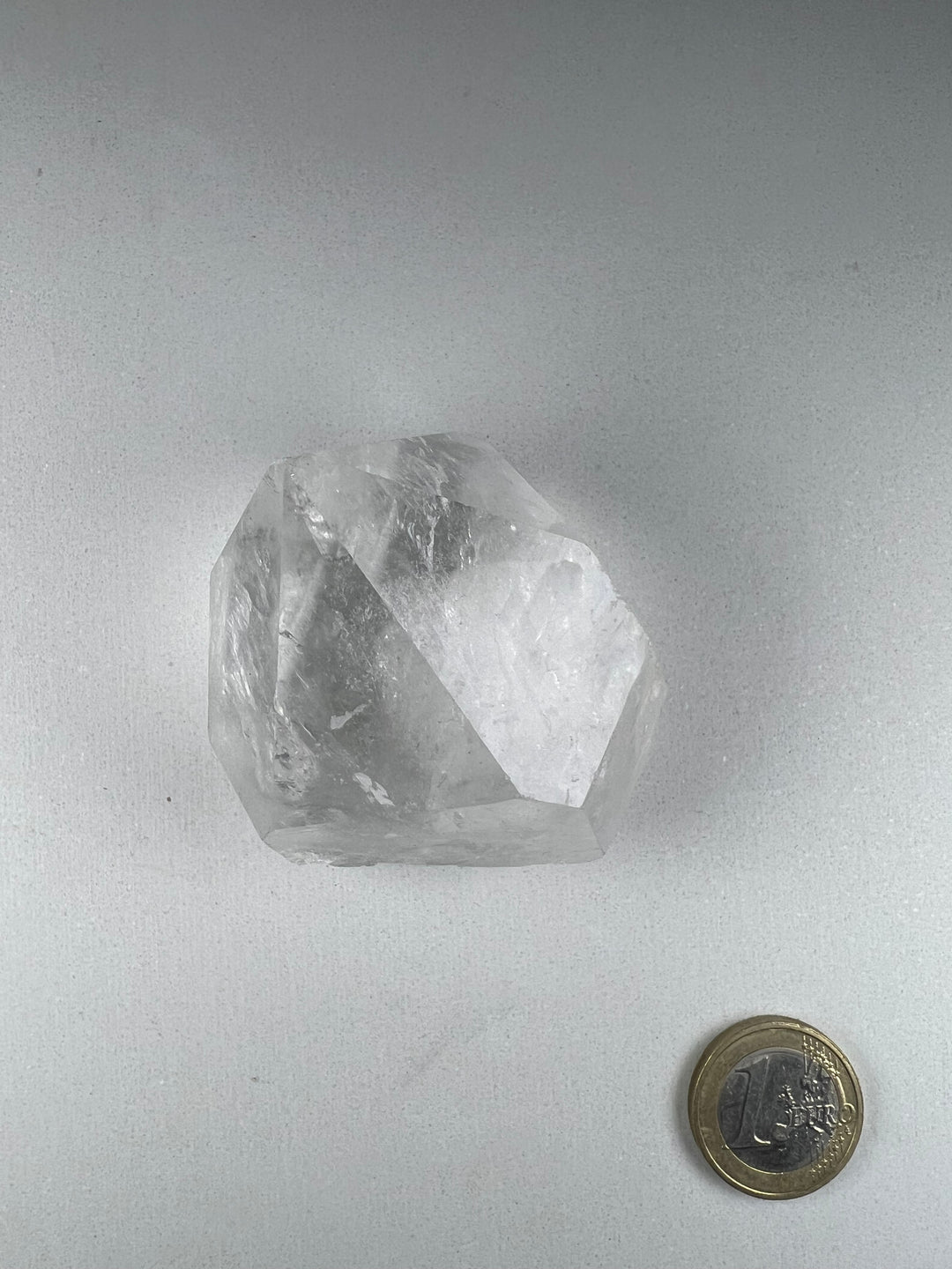 Dein Stein-Freund: "Borg" – Träger lemurischer Weisheit und kosmischer Erinnerung Lemurischer Bergkristall | Einzelstück unbehandelt | ca. 140g | 5cm