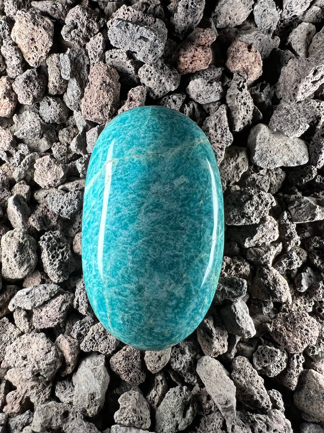 Dein Stein-Freund: "Nami" – Botschafterin von Ausgleich und innerer Wahrheit Amazonit | Einzelstück | ca. 168g | 8cm